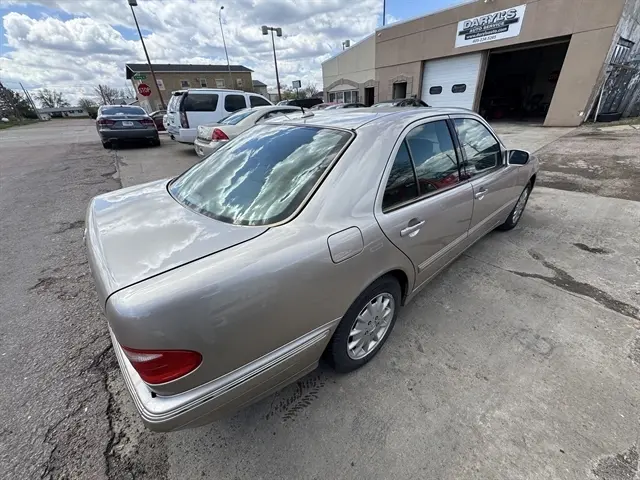 2000 Mercedes-Benz E-Class E320 4MATIC photo 4