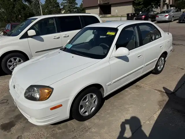 2004 Hyundai Accent GL 4AT's photo