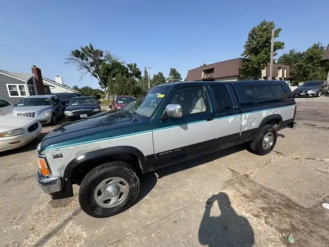 1995 Dodge Dakota's photo