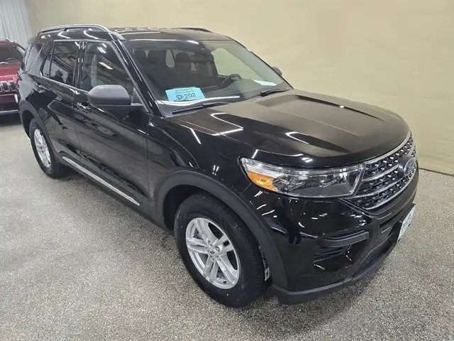 2025 Ford Explorer ST-LINE 4WD (PL535)'s photo