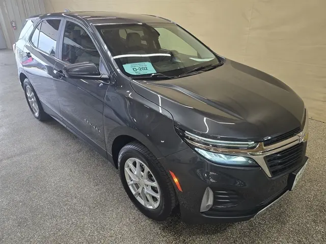 2024 Chevrolet Trax LT photo 5
