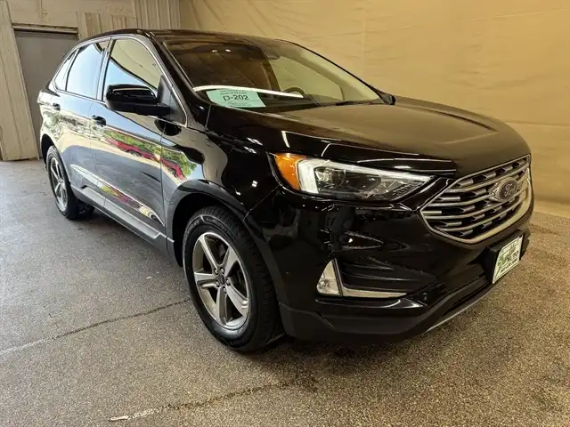 2024 Ford Edge SEL AWD's photo