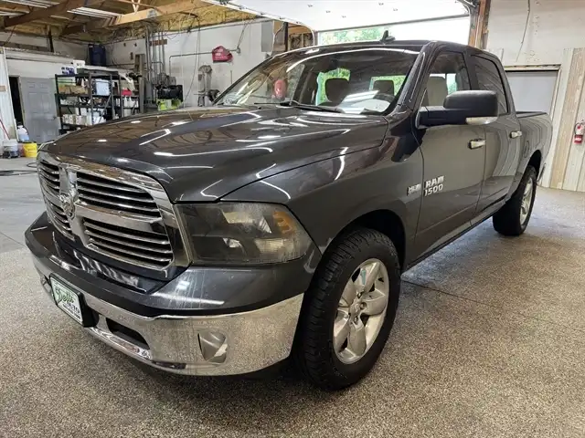 2015 RAM 1500 Big Horn/Lone Star 4x4 Crew Cab's photo
