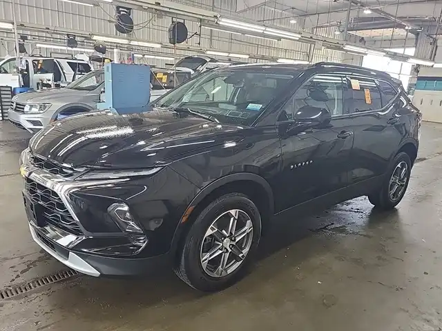 2024 Chevrolet Blazer 2.0T 2LT AWD's photo