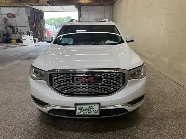 2019 GMC Acadia Denali AWD's photo