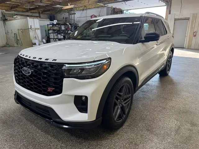 2025 Ford Explorer ST 4WD PL535's photo