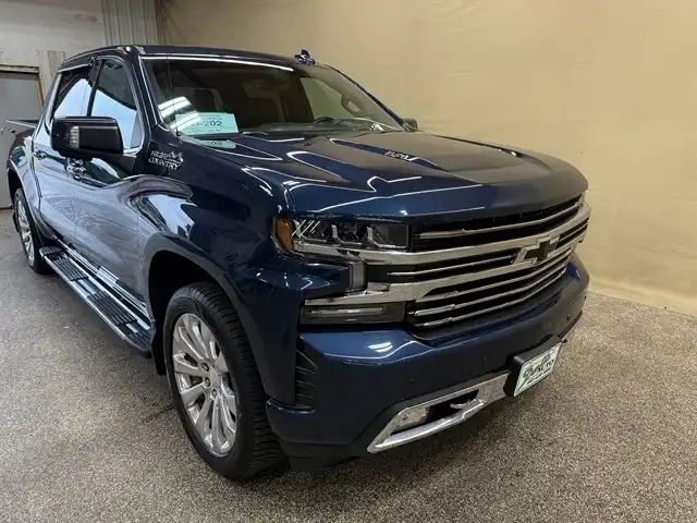 2019 Chevrolet Silverado 1500 High Country 4WD Crew Cab Short Box's photo