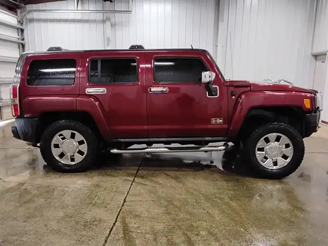 2007 Hummer H3 SUV's photo