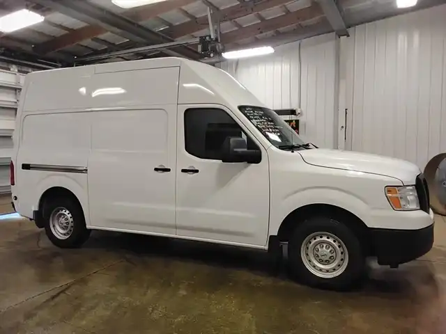 2021 Nissan NV 2500 High Roof S V6's photo