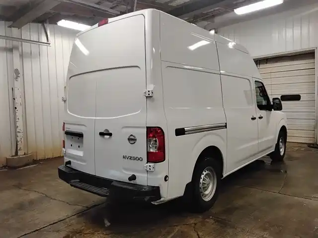 2021 Nissan NV 2500 High Roof S V6's photo