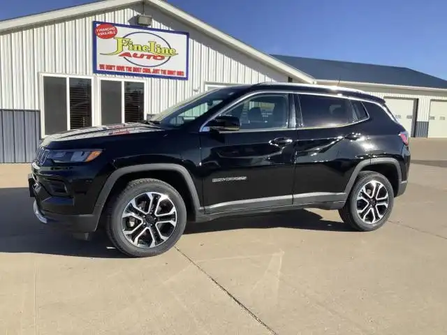 2022 Jeep Compass Limited 4X4's photo