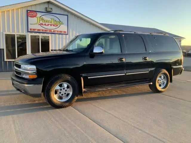 2001 Chevrolet Suburban 4WD 1500 Series's photo