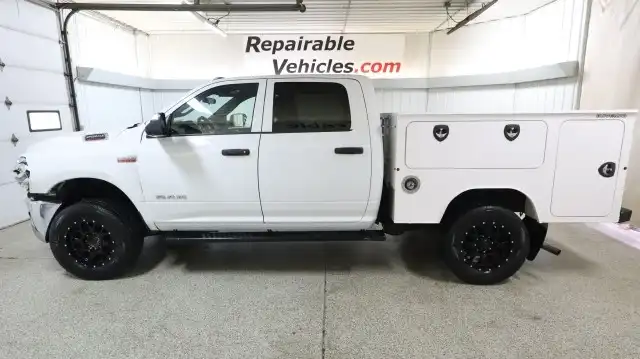 2022 RAM 2500 Tradesman 4X4 Crew Cab SWB's photo