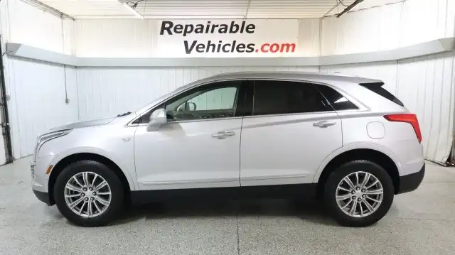 2017 Cadillac XT5 AWD Luxury's photo