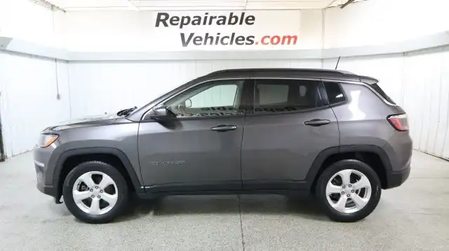 2019 Jeep Compass Latitude's photo