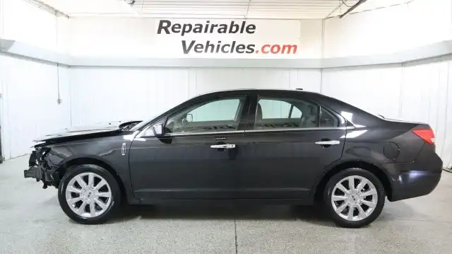 2012 Lincoln MKZ V6's photo