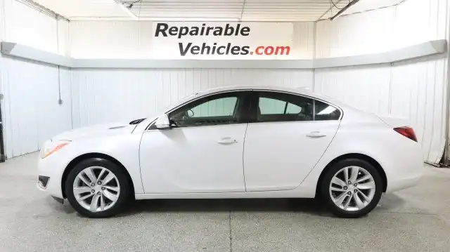 2016 Buick Regal Premium 2 Group's photo