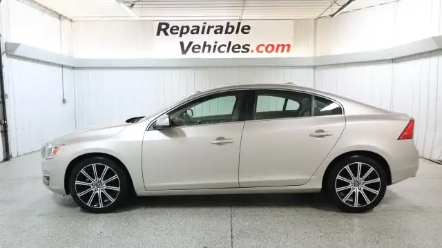 2017 Volvo S60 T5 AWD Inscription's photo