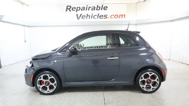 2016 FIAT 500 Sport's photo