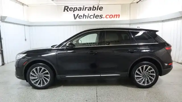 2023 Lincoln Corsair Reserve AWD's photo
