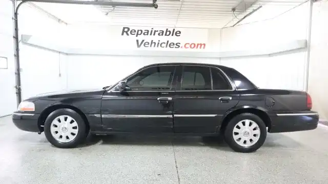 2004 Mercury Grand Marquis LS Premium's photo