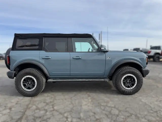 2021 Ford Bronco Outer Banks Advanced 4x4 photo 5