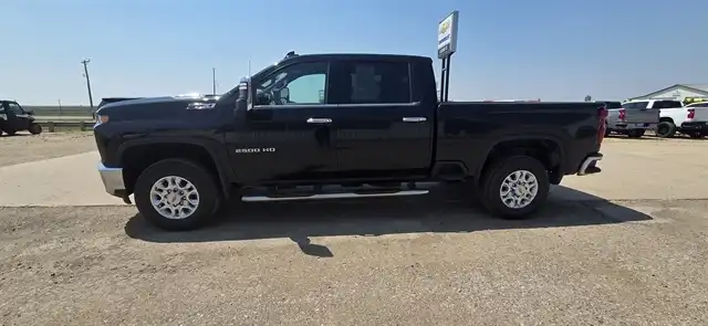 2022 Chevrolet Silverado HD LTZ 4WD Crew Cab Standard Box's photo