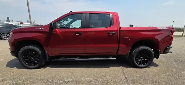 2025 Chevrolet Silverado 1500 LT Trail Boss 4X4 Crew Cab Short Box's photo