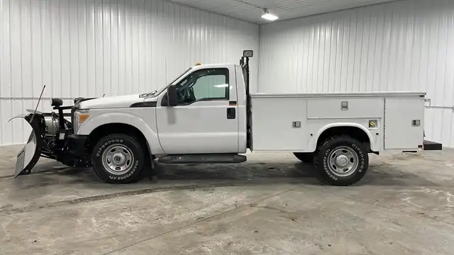 2017 Ford F-350 XLT 4x4 Crew Cab 8' Box DRW's photo