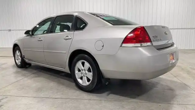 2008 Chevrolet Impala LT's photo