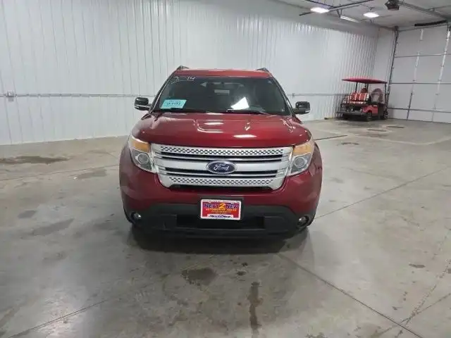 2014 Ford Explorer XLT 4x4's photo