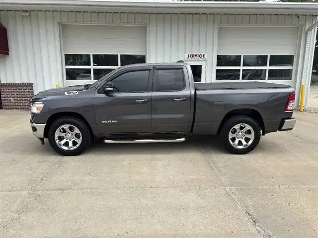 2020 RAM 1500 Big Horn/Lone Star 4x4 Quad Cab 6'4's photo