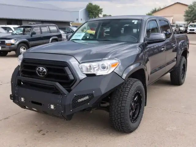 2020 Toyota Tacoma SR Double Cab 4WD V6 Auto Short Bed's photo
