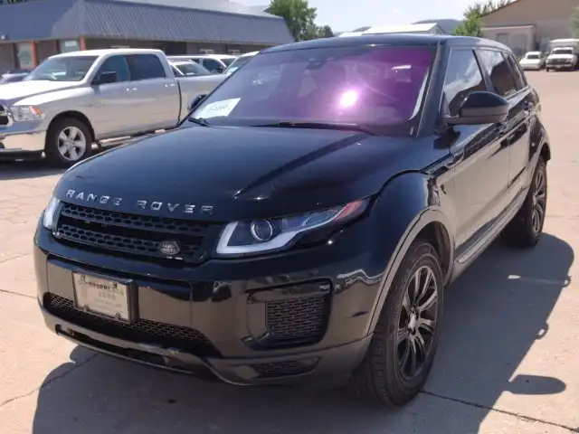 2018 Land Rover Range Rover Evoque SE's photo