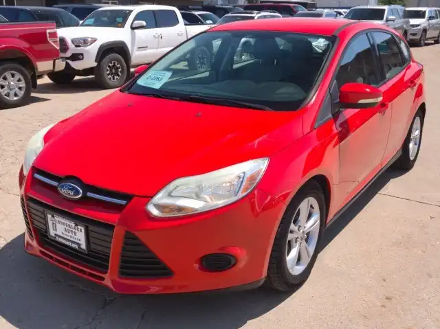 2014 Ford Focus 5 Door Hatch SE's photo