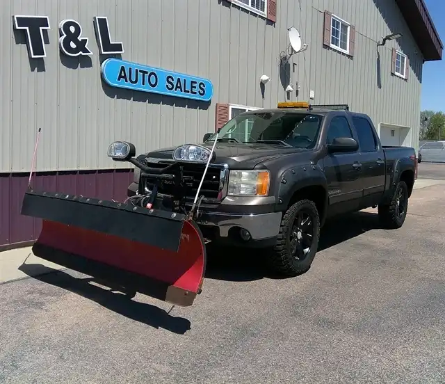 2008 GMC Sierra 4WD Crew Cab Work Truck SWB's photo