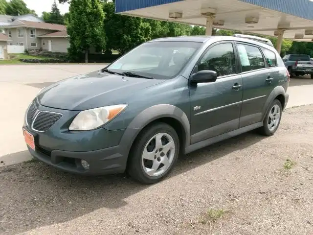 2007 Pontiac Vibe Base's photo