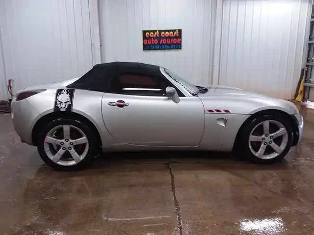2006 Pontiac Solstice Base's photo