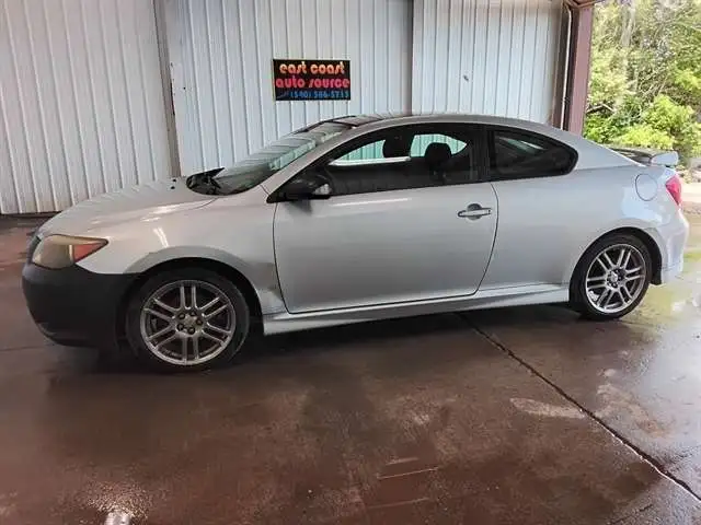 2005 Scion tC 4AT's photo