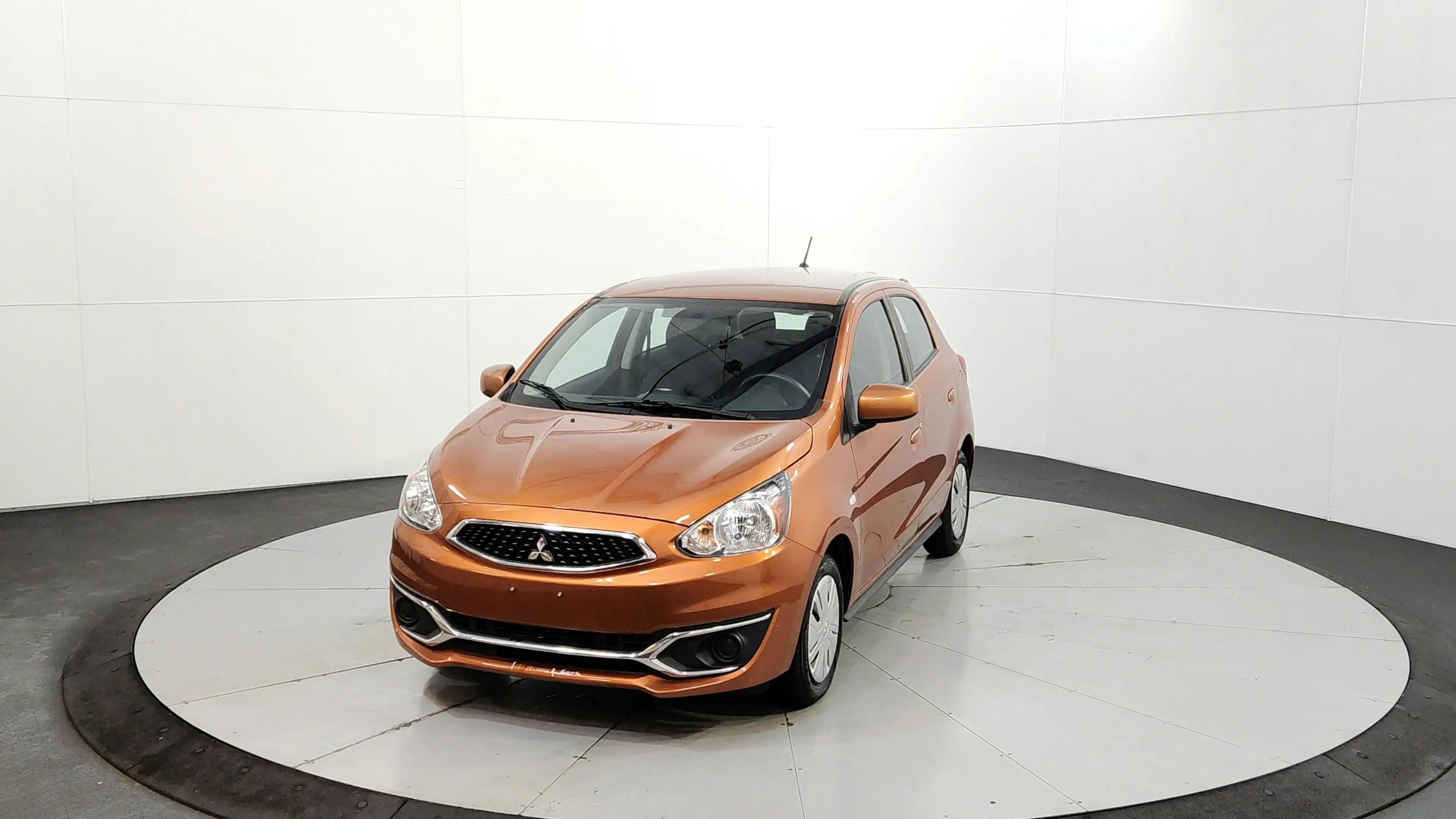 2018 Mitsubishi Mirage ES CVT's photo