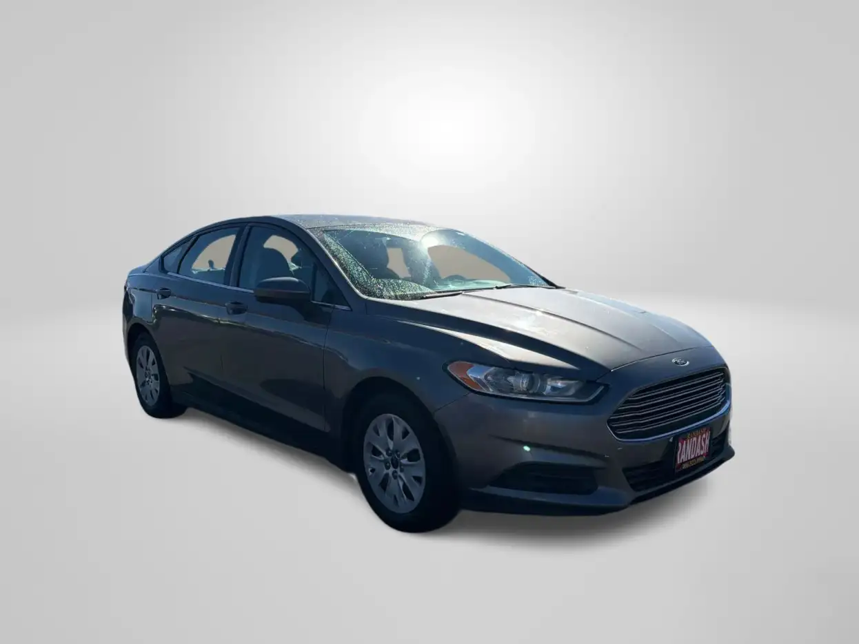 2013 Ford Fusion S FWD I4's photo