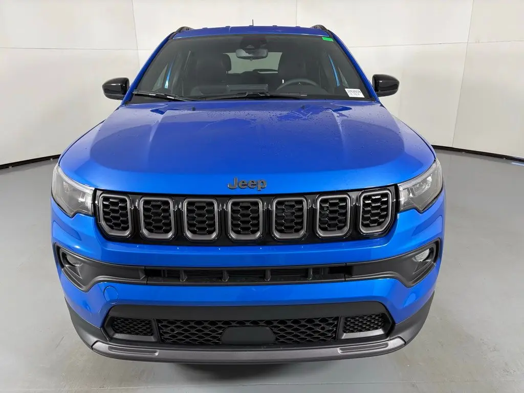2026 Jeep Compass Altitude 4X4 photo 3