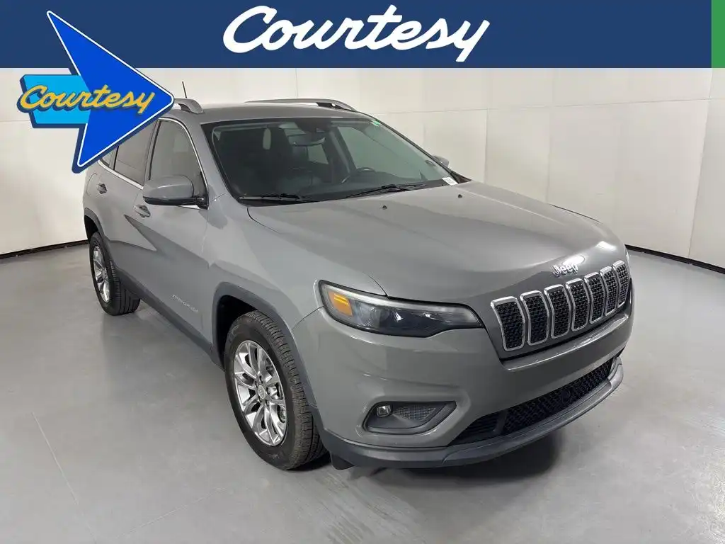 2021 Jeep Cherokee Latitude Lux's photo