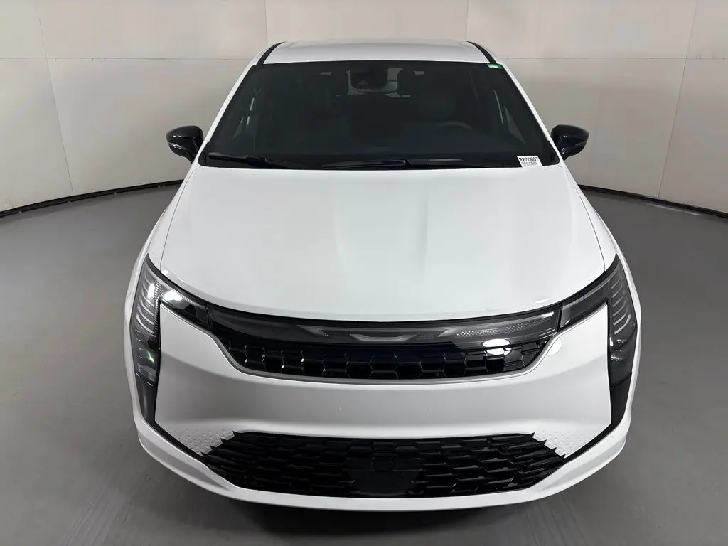 2027 Chrysler Pacifica Select photo 3