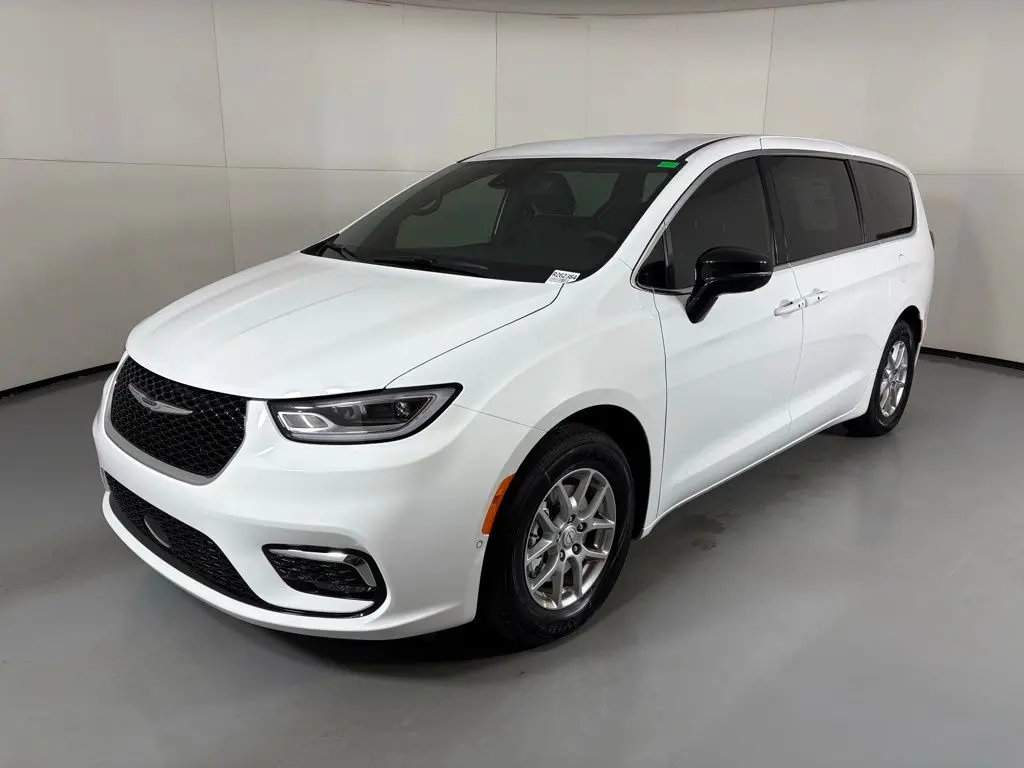 2026 Chrysler Pacifica Select photo 4