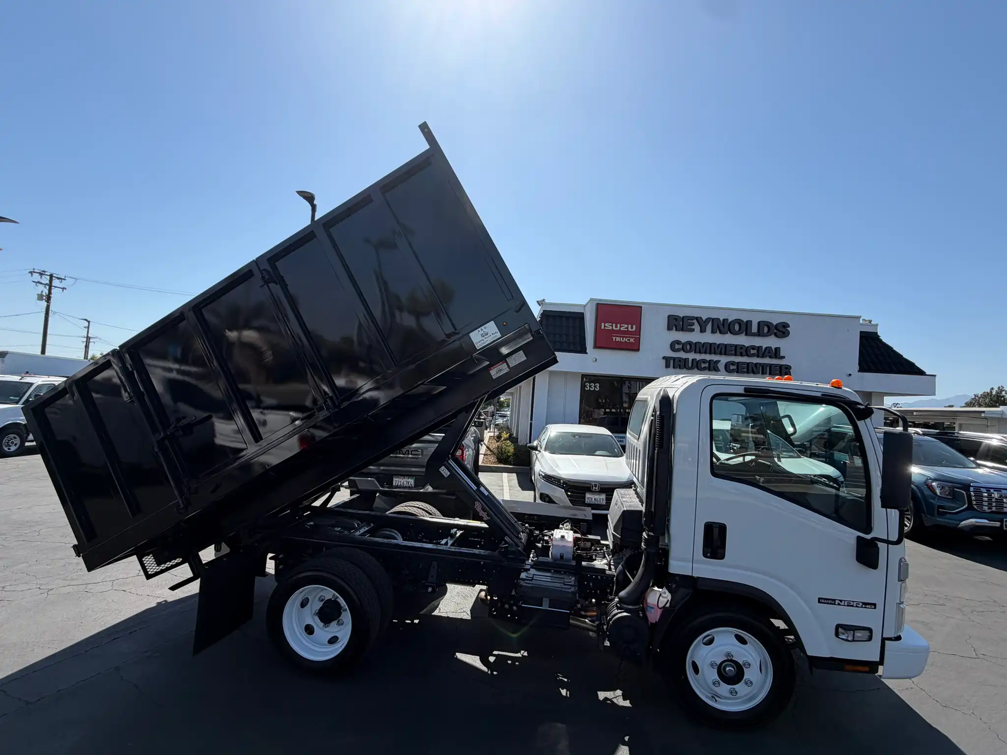 2027 Isuzu NPR's photo