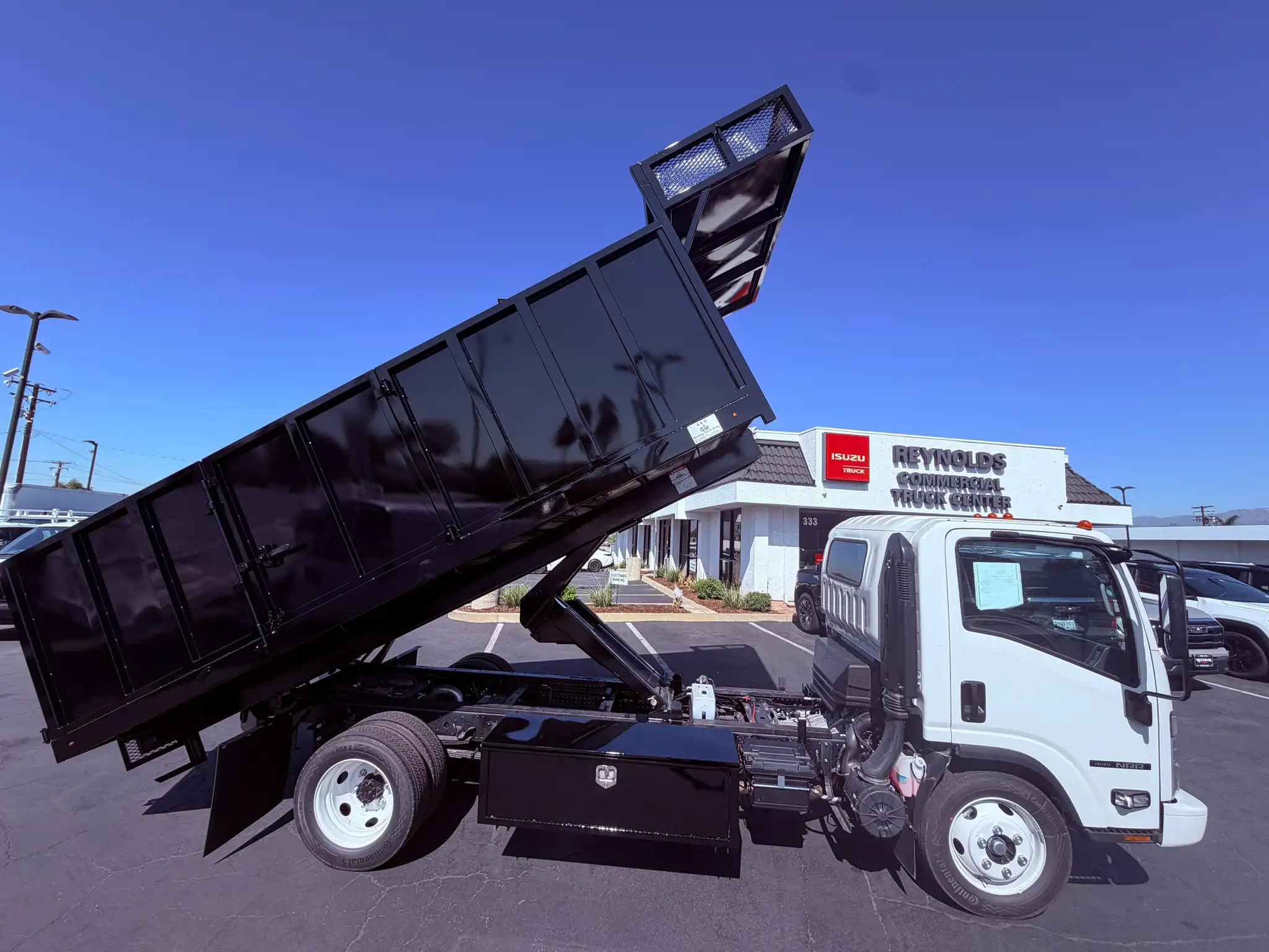 2026 Isuzu NRR NRR GAS 16's photo