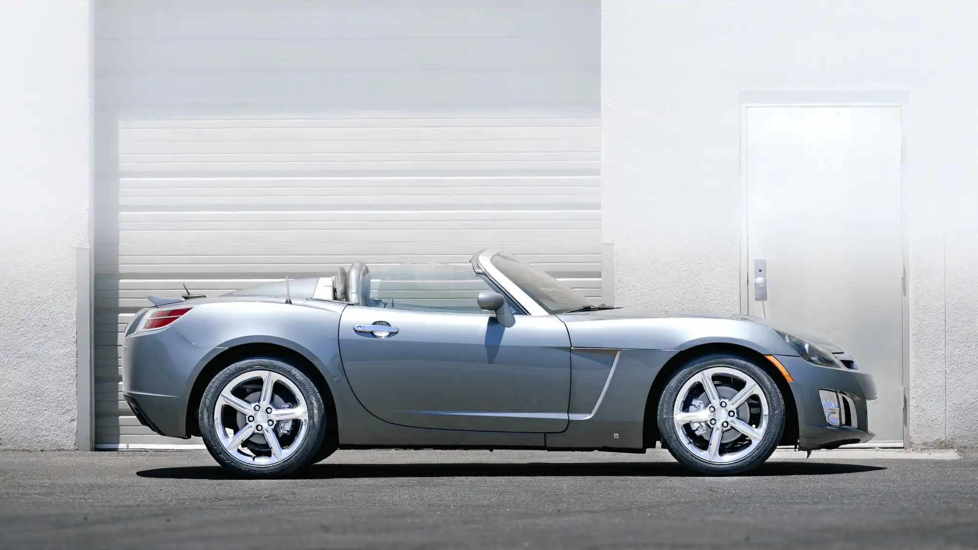 2007 Saturn Sky Red Line's photo