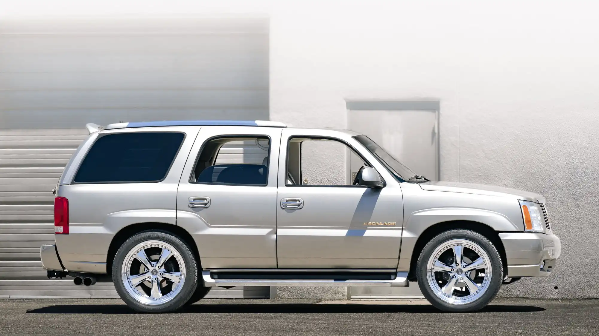 2002 Cadillac Escalade AWD's photo