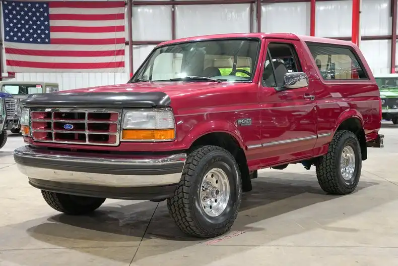 1995 Ford Bronco's photo